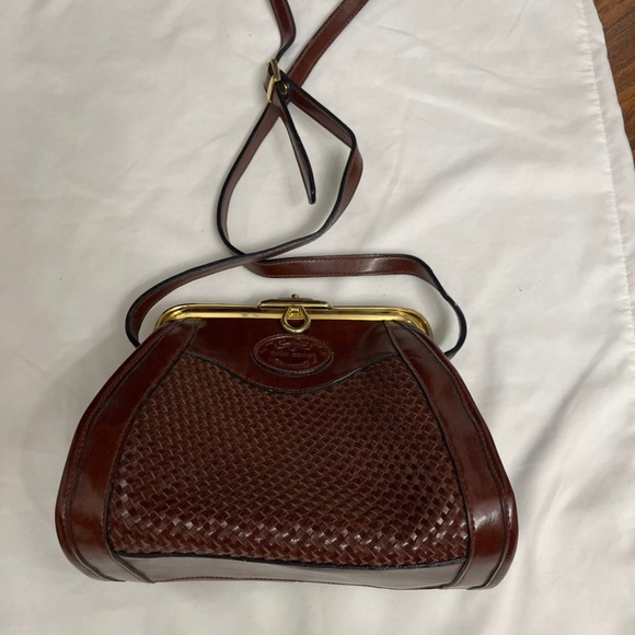 EUC Gold Coast Collection Purse - Picture 3 of 9